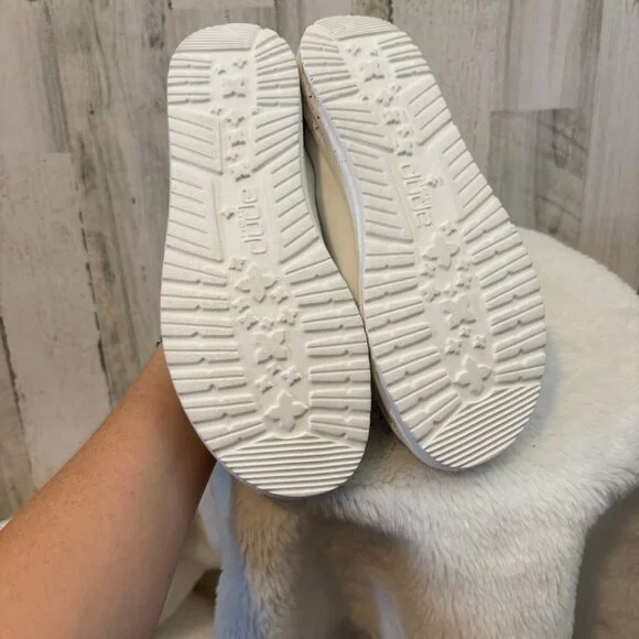 NWT Hey Dude Women's Size 6 Wendy Americana Flat Slip On Shoes BILLS COLORS! - Picture 7 of 9